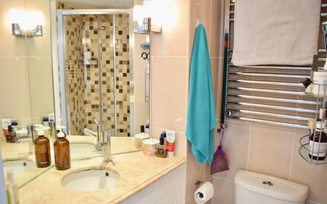 1 Bedroom Flat Close to Earls Court Station