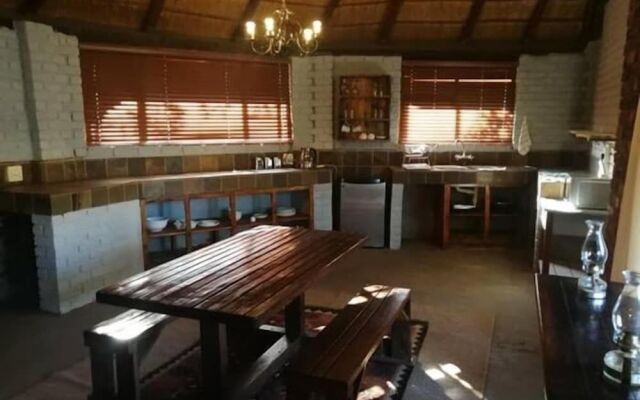 Thandile Country Lodge