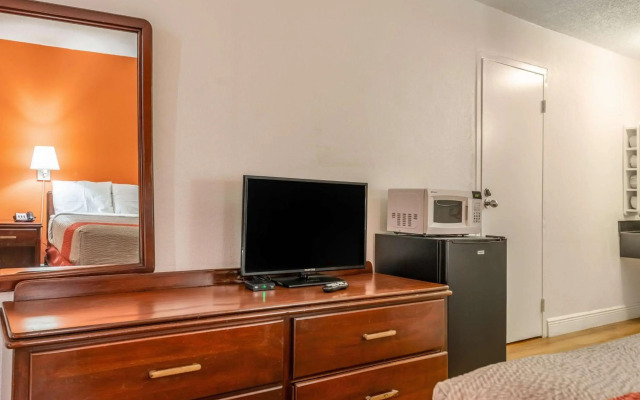 Motel 6 Natchitoches, LA