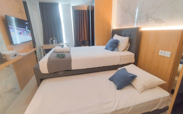 Studio Near Mall (No Kitchen) At Benson Supermall Mansion Apartment – Guest Rooms – Surabaya
