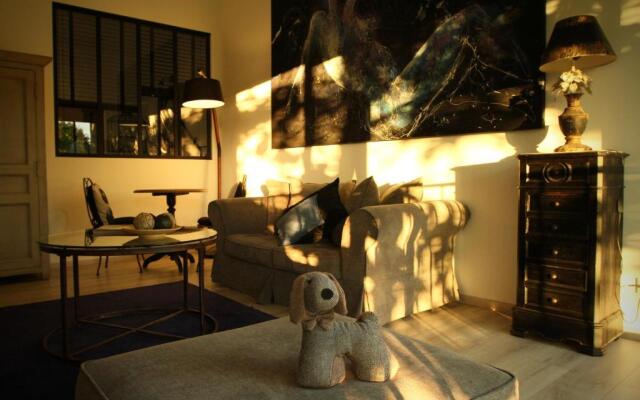 LA MAISON D INÈS - Chambres d Hôtes de Charme -