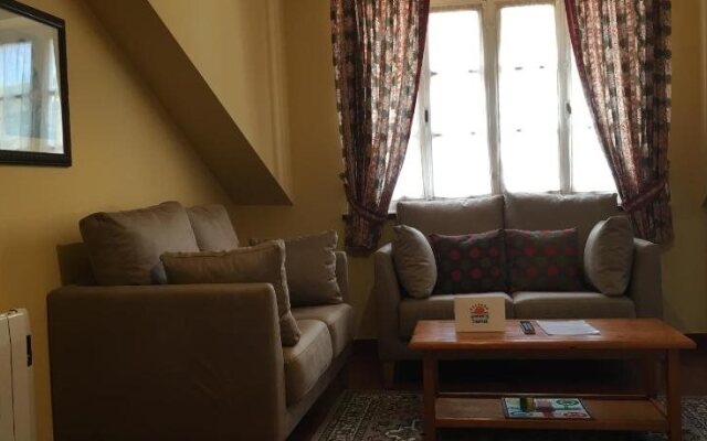 Escuder Apartamentos Turísticos