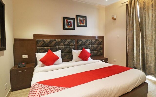 OYO 49069 A Suites
