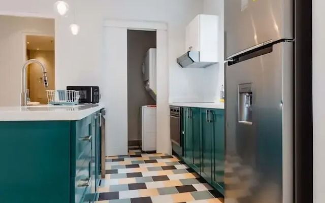 w Brilliant 1BR w Balcony in Panama