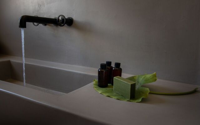 Seesoo Paros Beachfront Resort