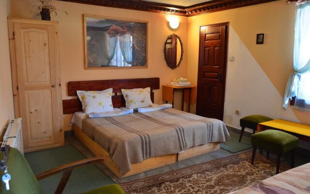 Zlatniyat Telets Guest Rooms