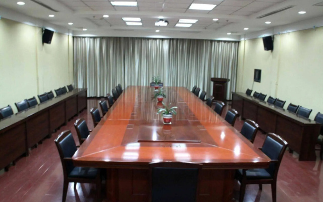 Shanxi Nanfang Hotel Daqing Road