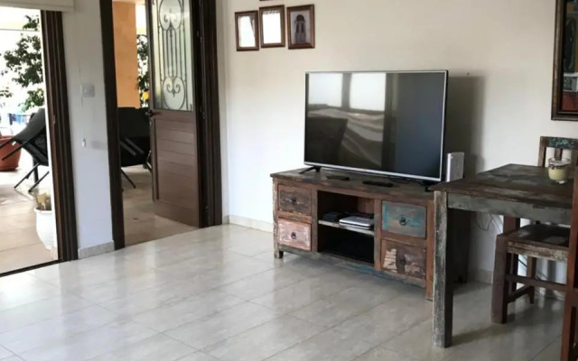 Mystra Place