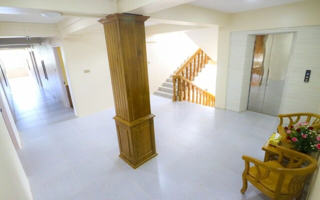 Golden Gum Kino Hotel Nyaung Shwe