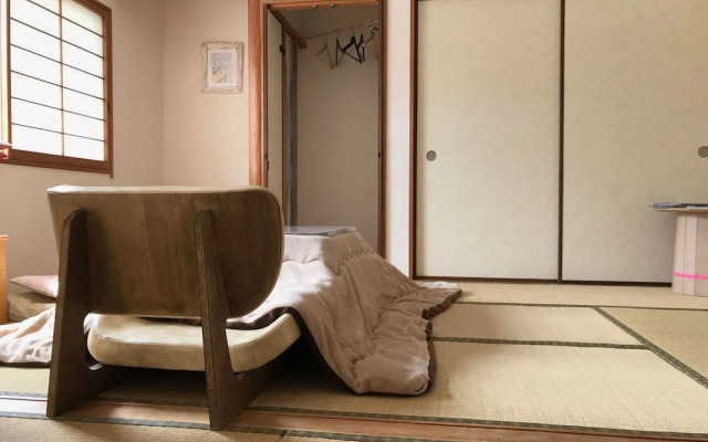 Sayama Aesthetics School