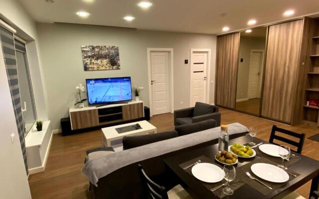 Oršos Spacious Apartment in Vilnius City Center, with Balcony