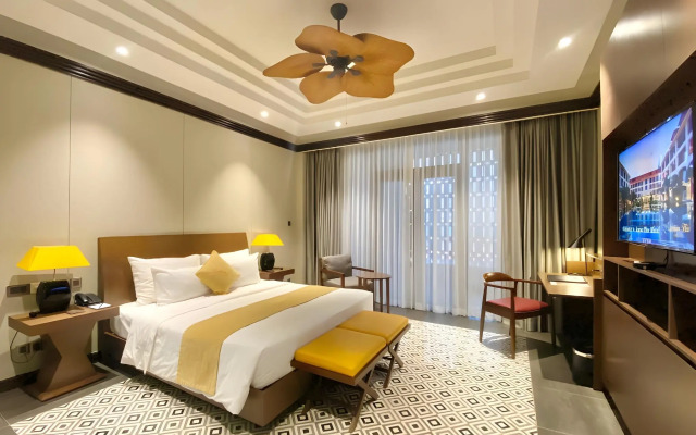 Senna Hue Hotel
