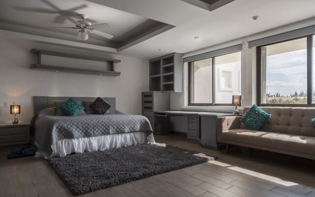 CASA REAL: Increíble casa sobre la laguna