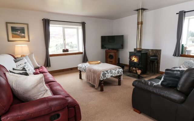 4 Mountain Lodge