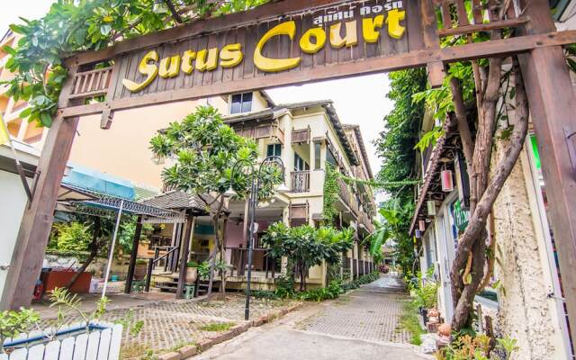 Sutus Court