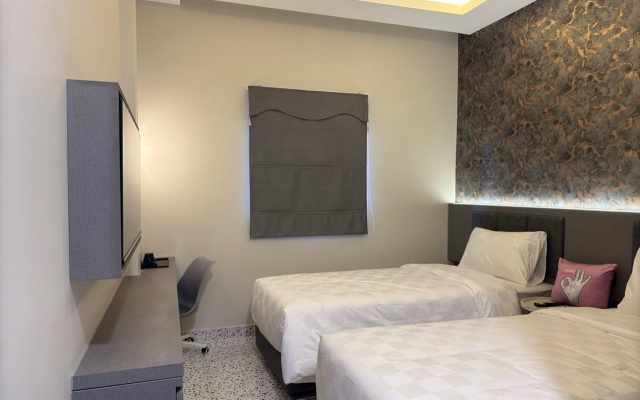 Hotel With OK