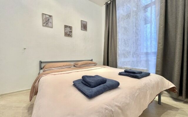 Апартаменты Ютрип  на ул. Меридианная, д. 4