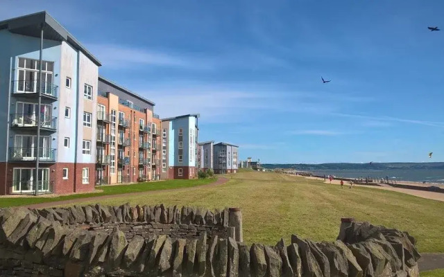 Stylish Coastal Apartments