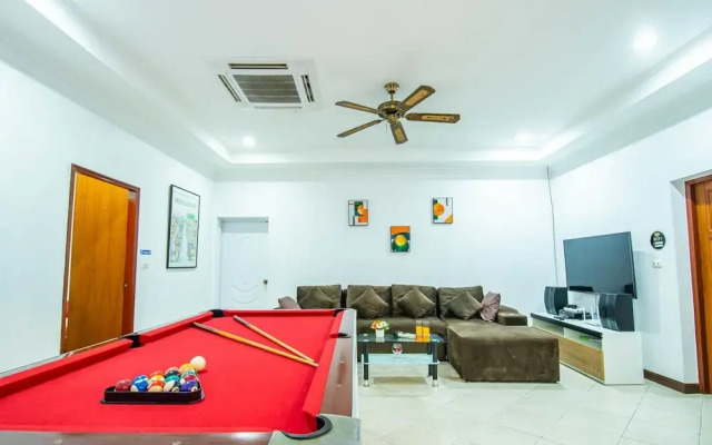 Private pool 3BDR villa beach at 200m