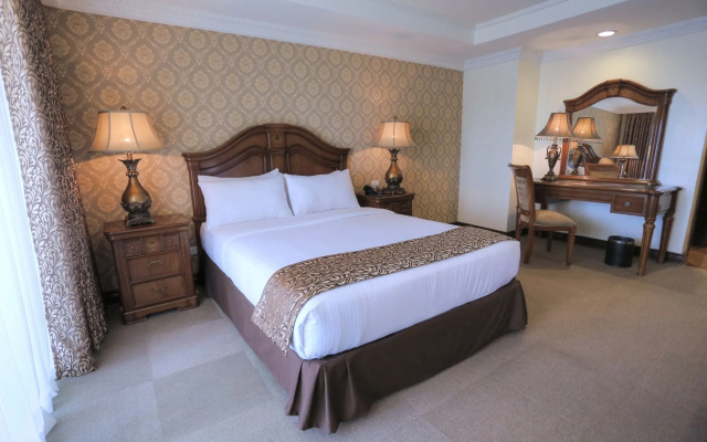 Villa Caceres Hotel
