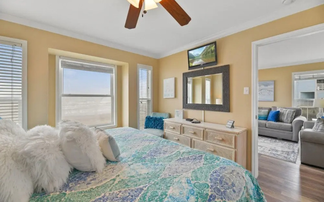 Seascape 2111 in Galveston