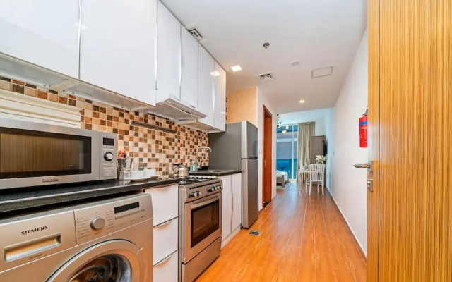 Modern & Stylish Studio in JVT