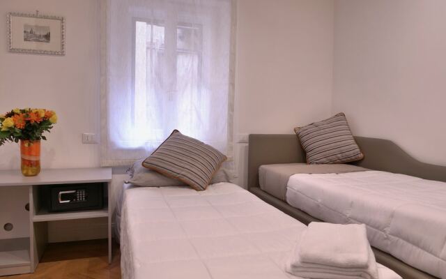 Helmirage Suite Via Del Corso