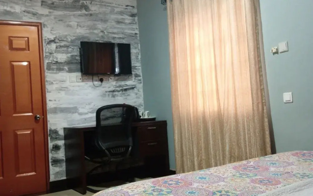 Royal Kamak Hotel