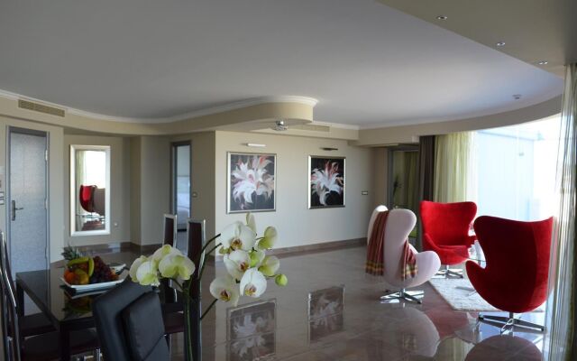 Atrium Platinum Resort Hotel & Spa