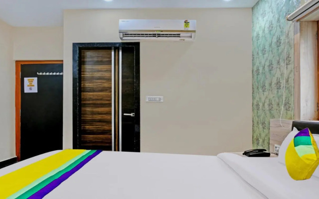 Radisson East Gate (Superior)