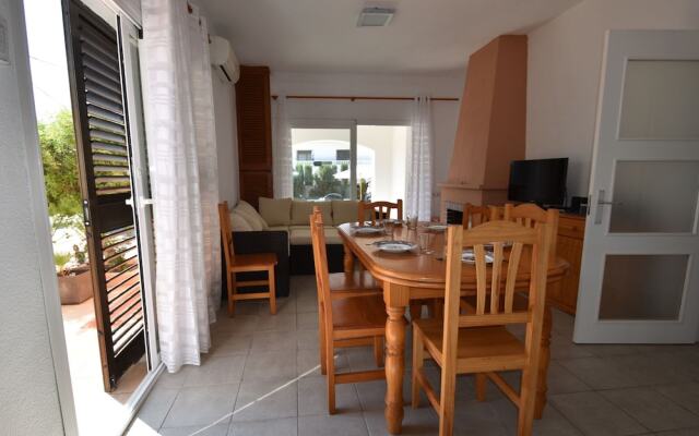 Belvilla by OYO Can Majo I