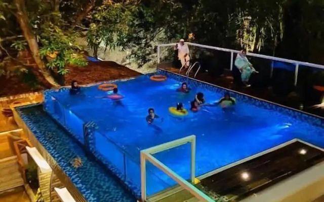 Beach Queen Resort
