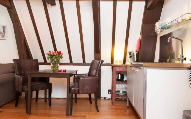 City Studio Apartments