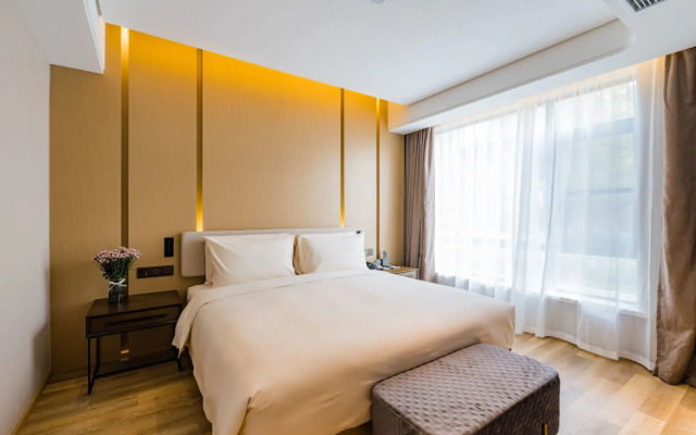 Atour S Hotel Shanghai Oriental Pearl Tower