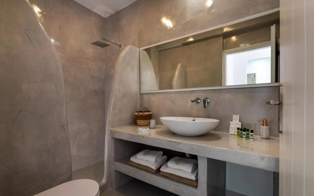 Aerenia Suites