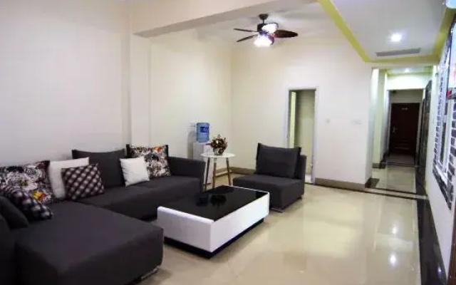 Number 8 Apartment (Nanning Langdong Bus Station Store)