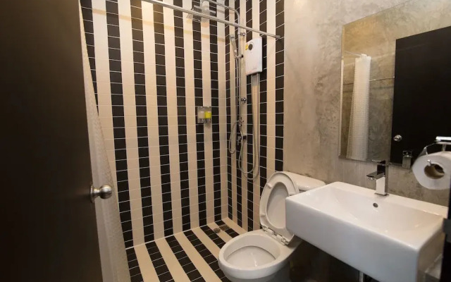 J & P Guest House