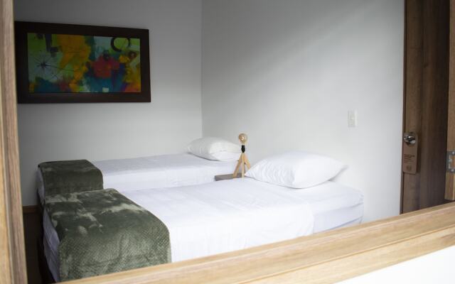 El reloj casa hotel
