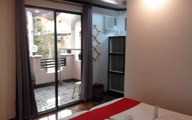 Vali-Joe Travel Lodge