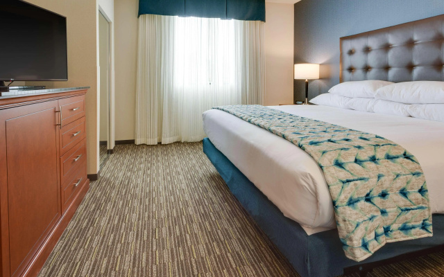 Drury Plaza Hotel Columbia East