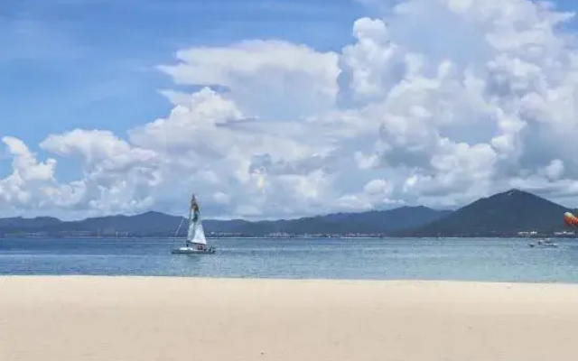 Cengxi Island Hostel
