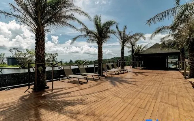 Kamala. 1 BDR in  Hotel. 3 pools. Best Wi fi.