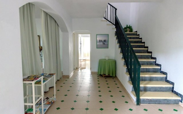 House With 4 Bedrooms in Punta Umbría, With Wonderful sea View, Enclos