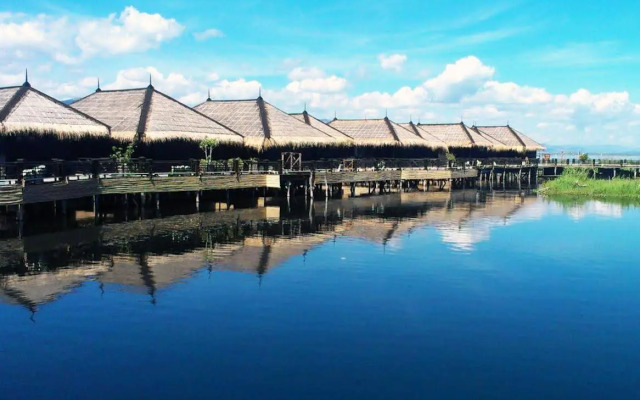Sky Lake Inle Resort
