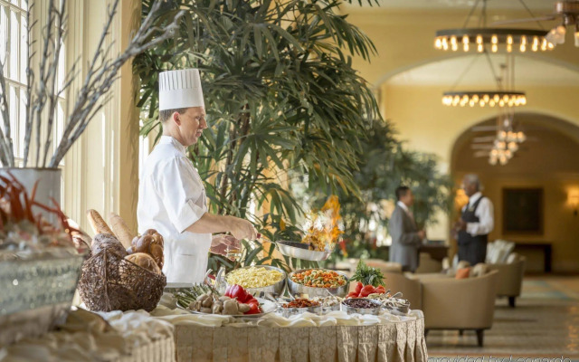 Grand Galvez Resort, Autograph Collection