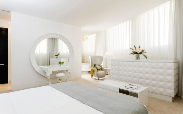 Mondrian Doha