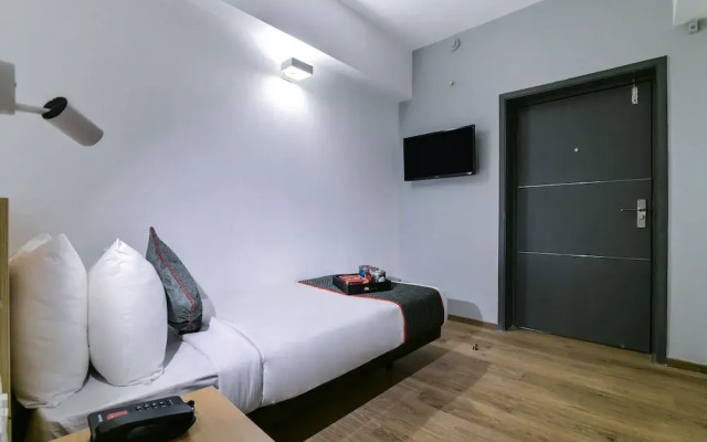 OYO Townhouse 074 Nampally