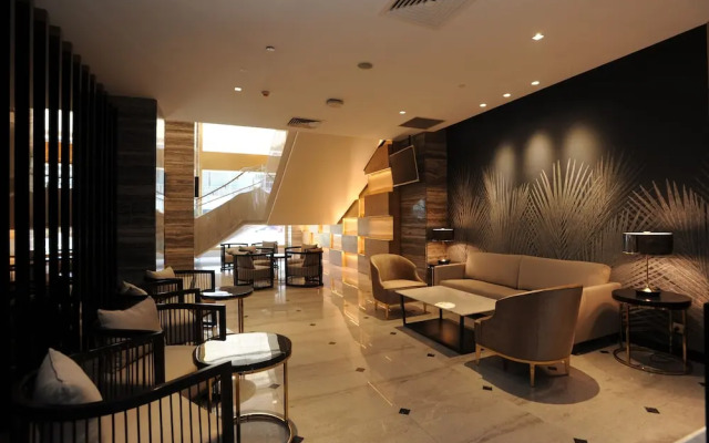 Yangon Thanlwin Hotel