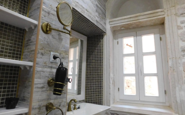 P.S. Cattaro Apartments