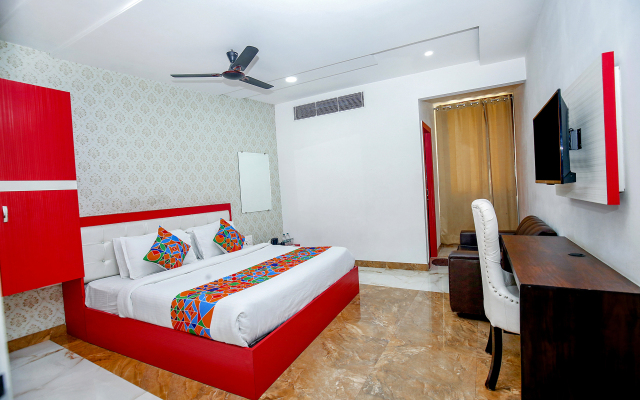 FabHotel Golden Temple I
